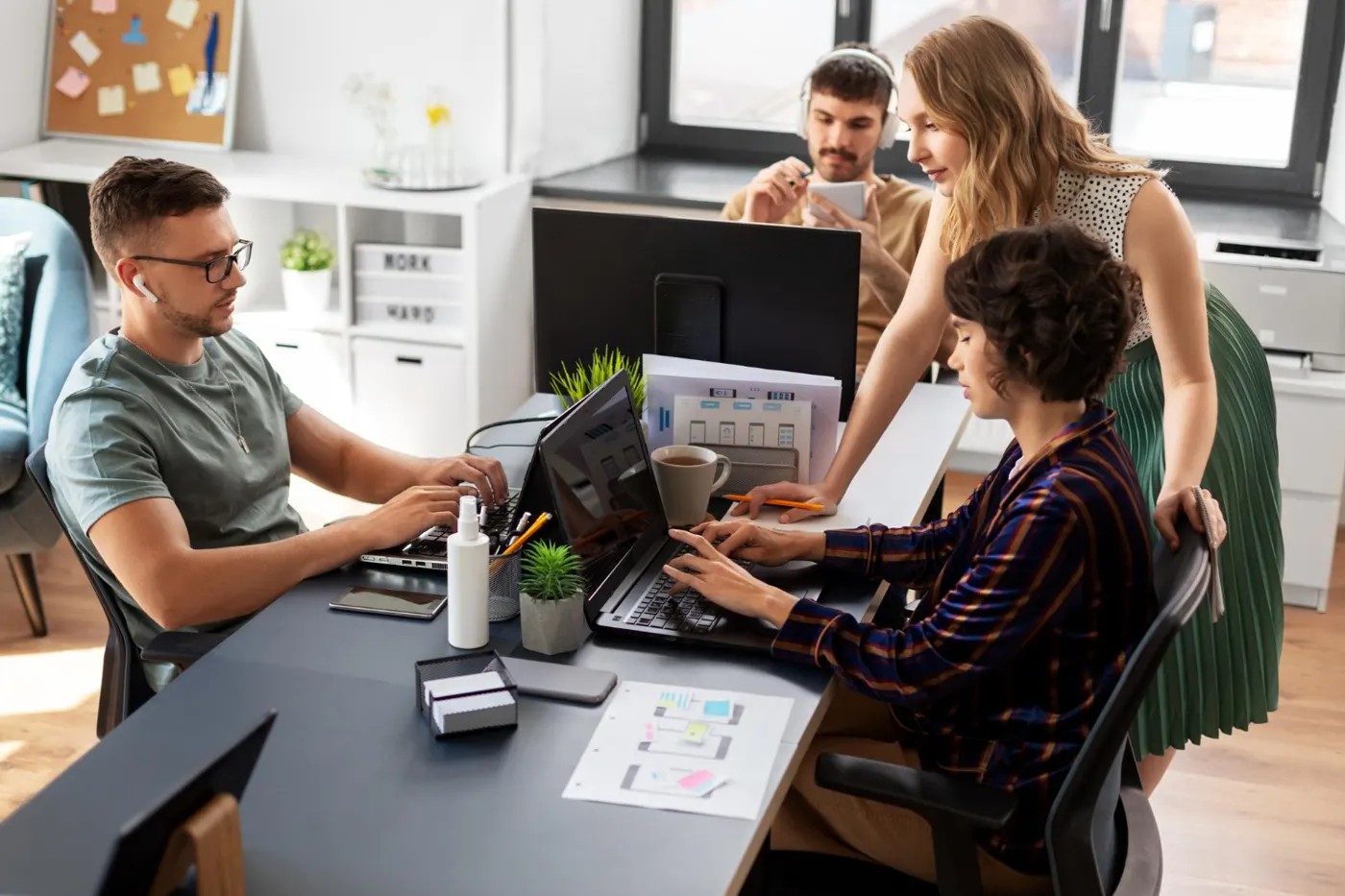 Il team della web agency OkSeo a Torino al lavoro su siti web e campagne Google Ads